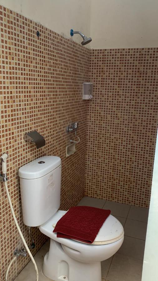 בניוואנגי Penginapan Asiera מראה חיצוני תמונה